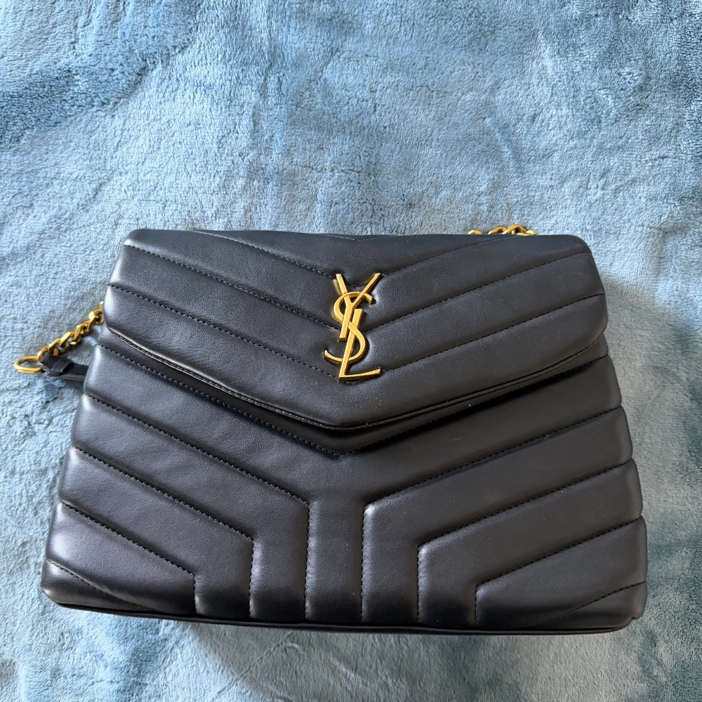 Yves Saint Laurent Black Chevron Bag w/ Gold Chains *zipper missing handle - Picture 2 of 5